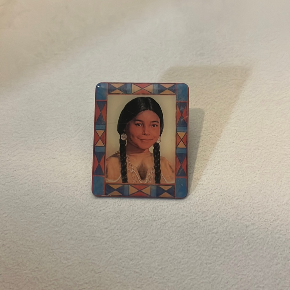 Meet Kaya pin